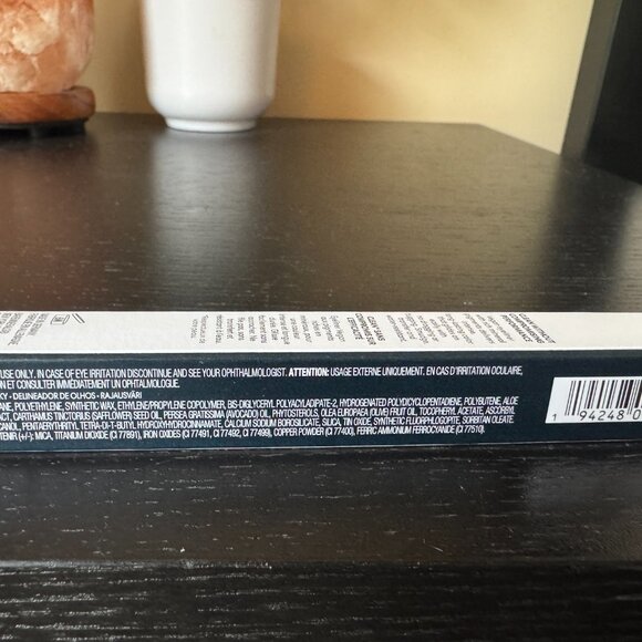 bareMinerals Mineralist Lasting Eyeliner in Shade Topaz - Picture 5 of 5